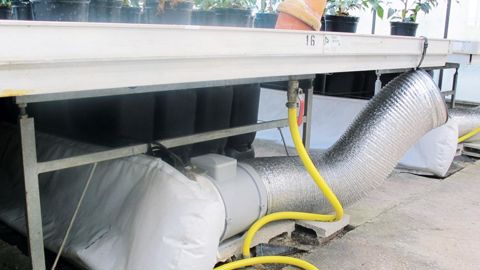 Le Ratho a fait évoluer avec Agrithermic, bureau d'études spécialiste de l'efficacité énergétique des serres, et Clauger, entreprise spécialisée en froid industriel et en traitement d'air, le procédé de serre bioclimatique.