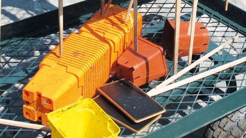 Après plantation, les clients des jardineries Végétalis, dans le Var, peuvent se faire échanger leurs pots contre des bons d'achat.