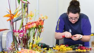 Après avoir échoué au pied du podium aux Olympiades nationales, à Strasbourg (67), et gagné l'or à Bordeaux (33), Nolwenn Pittet a remporté une médaille d'argent à Abu Dhabi. La ténacité de la championne française, vice-championne mondiale, a été récompensée.PHOTO : WORLDKILLS FRANCE - LAURENT BAGNIS Après avoir échoué au pied du podium aux Olympiades nationales, à Strasbourg (67), et gagné l'or à Bordeaux (33), Nolwenn Pittet a remporté une médaille d'argent à Abu Dhabi. La ténacité de la championne française, vice-championne mondiale, a été récompensée.PHOTO : WORLDKILLS FRANCE - LAURENT BAGNIS