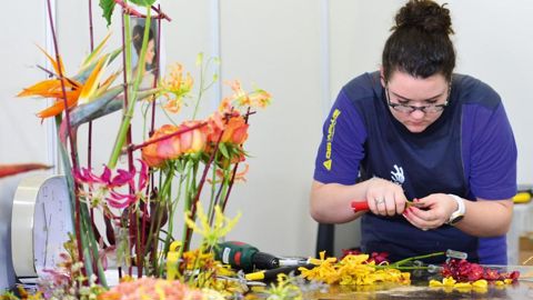 Après avoir échoué au pied du podium aux Olympiades nationales, à Strasbourg (67), et gagné l'or à Bordeaux (33), Nolwenn Pittet a remporté une médaille d'argent à Abu Dhabi. La ténacité de la championne française, vice-championne mondiale, a été récompensée.PHOTO : WORLDKILLS FRANCE - LAURENT BAGNIS