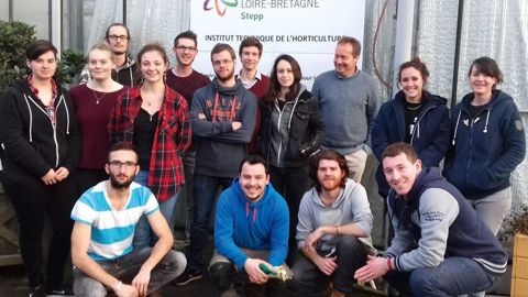 Parmi les candidats, les BTSA 2e année en productions horticoles du lycée de Saint-Ilan, à Langueux (22), vont mettre en avant leurs expérimentations de récupération d'énergie sur plusieurs cultures.PHOTO : SAINT-ILAN