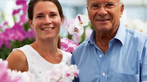 Colombe Lecoufle prend la suite de son père Philippe Vacherot-Lecoufle à la tête de la plus ancienne entreprise familiale d'orchidées dans le monde.