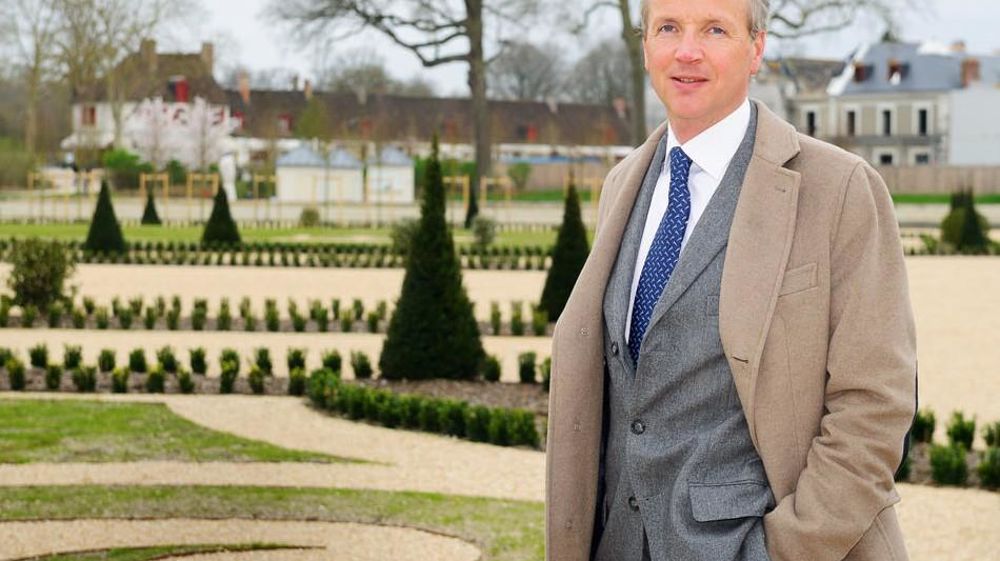 Jean d'Haussonville, directeur général du domaine national deChambord depuis 2010, a pu mener le projet de réhabilitation des jardins grâce à une opération de mécénat. PHOTO : DOMAINE DE CHAMBORD, MARC GINOT Jean d'Haussonville, directeur général du domaine national deChambord depuis 2010, a pu mener le projet de réhabilitation des jardins grâce à une opération de mécénat. PHOTO : DOMAINE DE CHAMBORD, MARC GINOT