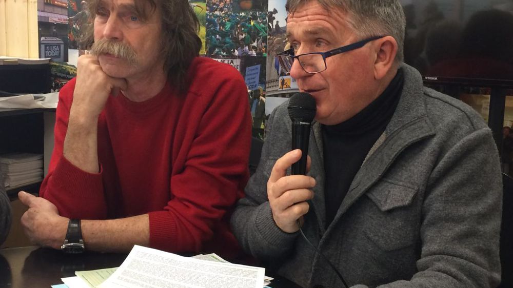 Denis Perreau, porte-parole de la CNDSF, et Philippe Ribault, président de la CNDSF, lors d’un point de presse organisé au Salon de l’agriculture le 27 février. © F. Mélix/GFA