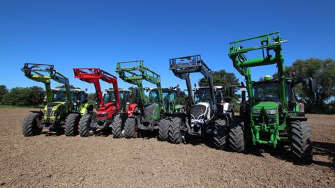 Plus de 12% des accidents graves impliquent un tracteur. Plus de 12% des accidents graves impliquent un tracteur.