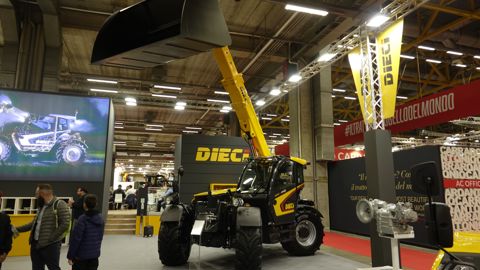 Dieci : un pont avant suspendu pour le chariot télescopique AgriMax 50.8 Dieci : un pont avant suspendu pour le chariot télescopique AgriMax 50.8