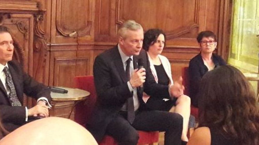 Bruno Le Maire, ministre français de l’Économie, lors d’une conférence de presse le 19 mars 2018 à Buenos Aires en marge du G20 finances. © Twitter/Ambassade de France en Argentine
