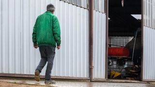 Les agriculteurs pluriactifs peuvent être éligible à l’ICHN sous certaines conditions. ©Claudius Thiriet Les agriculteurs pluriactifs peuvent être éligible à l’ICHN sous certaines conditions. ©Claudius Thiriet