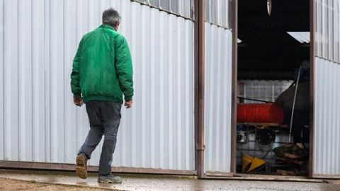 Les agriculteurs pluriactifs peuvent être éligible à l’ICHN sous certaines conditions. ©Claudius Thiriet Les agriculteurs pluriactifs peuvent être éligible à l’ICHN sous certaines conditions. ©Claudius Thiriet