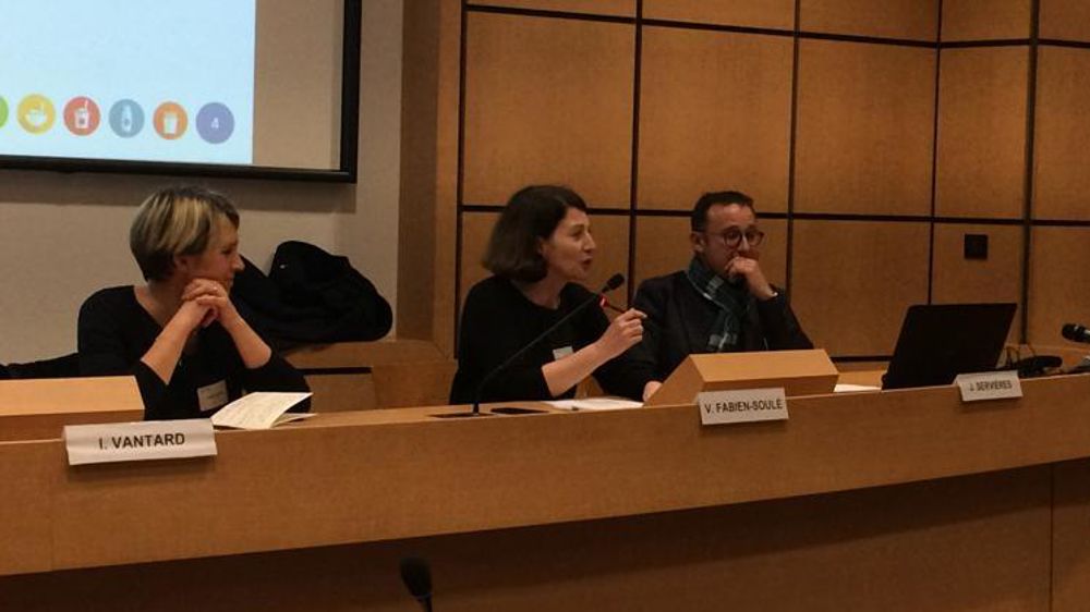 Isabelle Vantard, directrice commerciale d’Iri, Véronique Fabien-Soulé, déléguée générale de Syndifrais, et Jérôme Servières, président. v.guyot