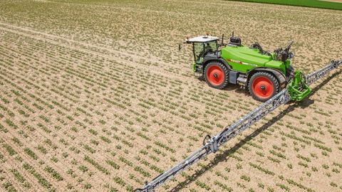 En Europe, les essais sont réalisés avec un Fendt Rogator 600. © Fendt En Europe, les essais sont réalisés avec un Fendt Rogator 600. © Fendt