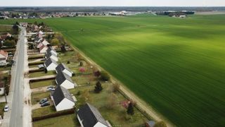 Au congrès des maires de France, du 16 au 18 novembre 2021 à Paris, les élus locaux critiquent l’objectif de « zéro artificialisation nette » contenu dans la loi Climat et résilience. ©Cédric Faimali Au congrès des maires de France, du 16 au 18 novembre 2021 à Paris, les élus locaux critiquent l’objectif de « zéro artificialisation nette » contenu dans la loi Climat et résilience. ©Cédric Faimali