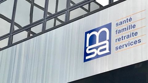 Chaque caisse de la MSA aura à charge de financer l’aide au répit, sur son budget d’action sanitaire et social. © R. Aries/GFA Chaque caisse de la MSA aura à charge de financer l’aide au répit, sur son budget d’action sanitaire et social. © R. Aries/GFA