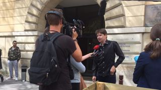 Sébastien Arsac à son arrivée au tribunal de Versailles. © M.-G. Miossec Sébastien Arsac à son arrivée au tribunal de Versailles. © M.-G. Miossec