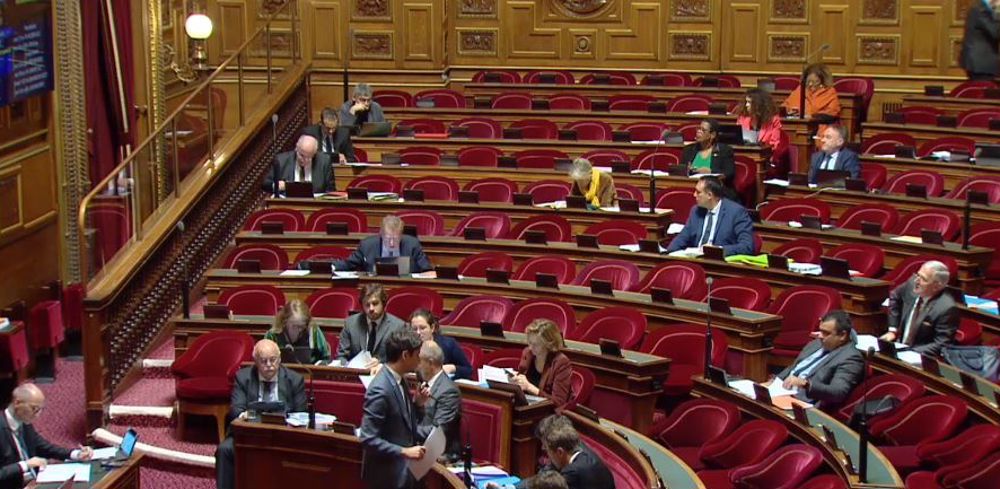 Le Sénat a volé des amendements au projet de budget allégeant la fiscalité des dotations et des successions des agriculteurs.