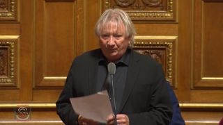 Joël Labbé a déposé un amendement au projet de loi de finances de 2023 pour indemniser les agriculteurs dont les productions sont déclassées ou détruites suite à une contamination par un produit phytosanitaire sans qu'il soit possible d'identifier de responsable. Joël Labbé a déposé un amendement au projet de loi de finances de 2023 pour indemniser les agriculteurs dont les productions sont déclassées ou détruites suite à une contamination par un produit phytosanitaire sans qu'il soit possible d'identifier de responsable.