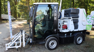 Le véhicule électrique du constructeur breton Karr présenté à Salonvert 2022 sur le stand d'Oeliatec. Le véhicule électrique du constructeur breton Karr présenté à Salonvert 2022 sur le stand d'Oeliatec.