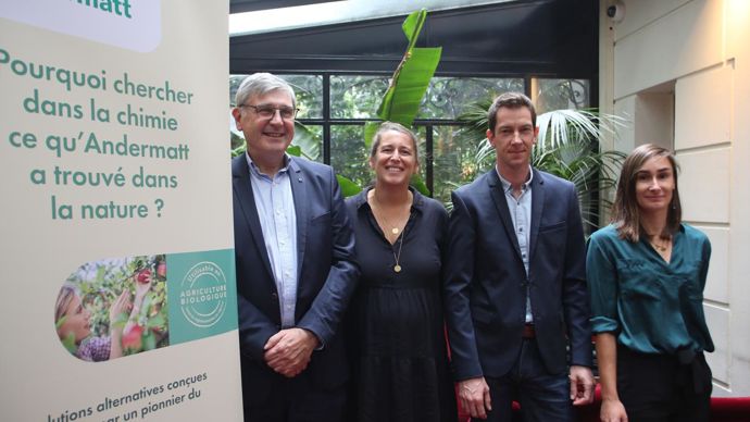 Alain Querrioux DG d’Andermatt France (à g.), Clémence Cantau, responsable marketing, Guillaume Lorin, directeur des ventes, Ludivine Manoury, chef de marché soin des cultures, lors de la conférence de presse du 13 octobre, à Paris. © A.-M. LAVILLE