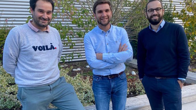 De gauche à droite : Vincent Guilhem de Pothuau et Pierre-Antoine Foreau, les deux fondateurs de Comparateur agricole, et Julien Malherbe, responsable digitalisation à la Scael.