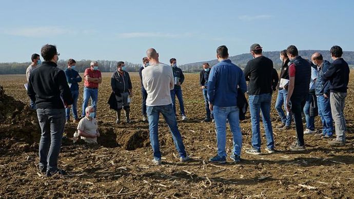 Sur les deux jours, une trentaine d’adhérents proches des quatre exploitations ont également participé à ces « animations sol » ainsi que des BTS ACSE.