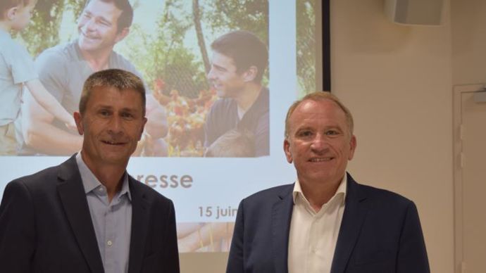 « Notre objectif est de reconnecter ces productions (cultures/élevages), que ce soit à l’échelle d’une exploitation, de plusieurs ou sur un territoire », précisent Olivier Chaillou, président de Terrena (à g.), et Alain Le Floch, DG. © A. MABIRE