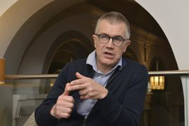 « Certaines enseignes sont ouvertes pour discuter, d’autres moins. Cela va être une rude bataille pour faire valoir nos intérêts dans la problématique globale du pouvoir d’achat des consommateurs », expliquent, dans un courrier, Damien Lacombe, président de Sodiaal et les huit présidents de région de la coopérative. « Certaines enseignes sont ouvertes pour discuter, d’autres moins. Cela va être une rude bataille pour faire valoir nos intérêts dans la problématique globale du pouvoir d’achat des consommateurs », expliquent, dans un courrier, Damien Lacombe, président de Sodiaal et les huit présidents de région de la coopérative.