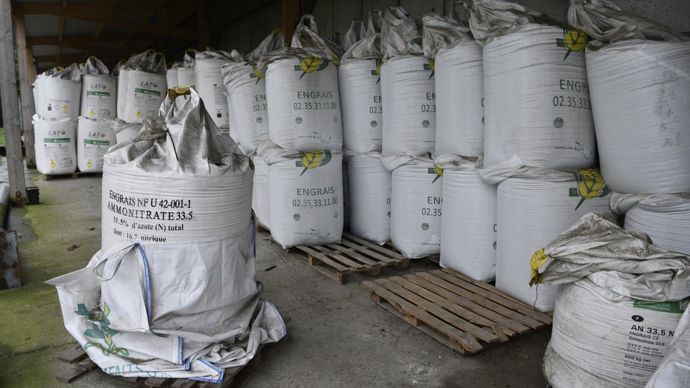 Selon notre enquête Agrodistribution-ADquation, l’ammonitrate 33,5 va rester la forme la plus utilisée cette campagne, mais essuie une baisse de 7 points en un an. © C. FAIMALI