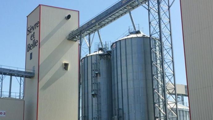 Le silo flambant neuf de Thorigné accueillera du blé à destination de minoteries et d’une industrie locale.