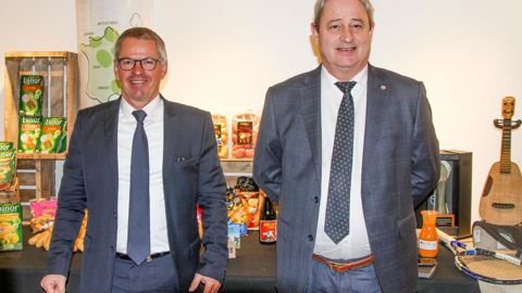 « Les métiers historiques sont toujours extrêmement importants pour nous. C’est le dénominateur commun entre tous les adhérents de la coopérative », insiste Patrick Aps (à dr.), DG de NatUp, en présence du président Jean-Charles Deschamps. © A. DUFUMIER