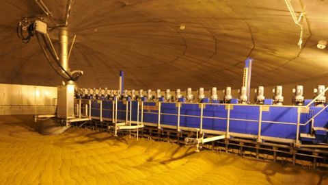 Des arrêts temporaires de certaines unités françaises devraient vraisemblablement survenir à partir de mai. © J.-C. GRELIER