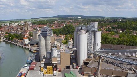 Soufflet, dont le siège est à Nogent-sur-Seine, a envoyé au Liban 25 t de farine et 25 t de riz camarguais étuvé.