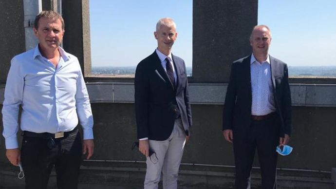 Laurent Bué, président de Nord Céréales (à g.), Franck Riester, ministre délégué chargé du Commerce extérieur et de l’Attractivité, Joël Ratel, DG.