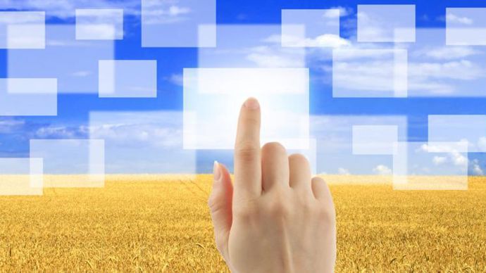 Le président, Antoine Hacard, et le DG, Pascal Bailleul, seront présents au siège social de la coopérative pour une captation vidéo de leurs interventions. Rendez-vous est pris le 1er décembre pour la première AG en ligne.