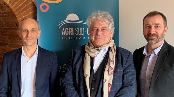 De gauche à droite : Laurent Augier, directeur général du pôle de compétitivité Agri Sud-Ouest Innovation, Cédric Cabanes, président, et Pierre Compère, en charge du développement des entreprises, mardi 22 mars, à Toulouse.