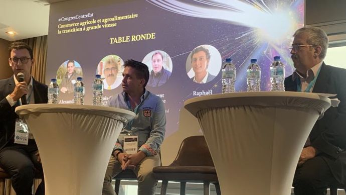 Raphaël Jeudy, DG du groupe Jeudy, Alexandre Carcouet, dirigeant de Bas Livradois Forez, et François Christian Cholat, DG de la Maison François Cholat, au congrès des négociants du Centre-Est, mercredi 8 juin, à Lyon-Saint-Exupéry. © R. FOURREAUX