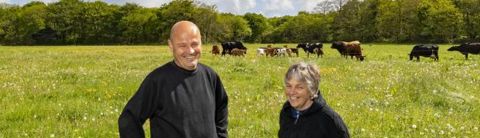 Alain Normant et Anne Quinquis, son épouse, à Mahalon, dans le Finistère. 