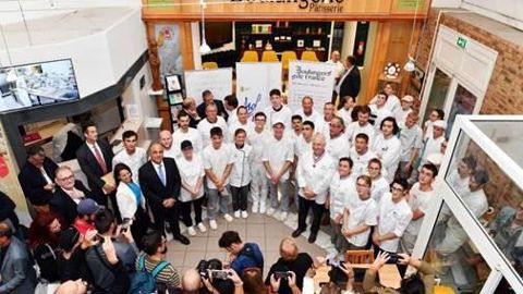 Finale nationale MAF Boulangerie : les 7 lauréats qui rejoignent la promotion 2022 Crédit photo : Frédéric Vielcanet Finale nationale MAF Boulangerie : les 7 lauréats qui rejoignent la promotion 2022 Crédit photo : Frédéric Vielcanet