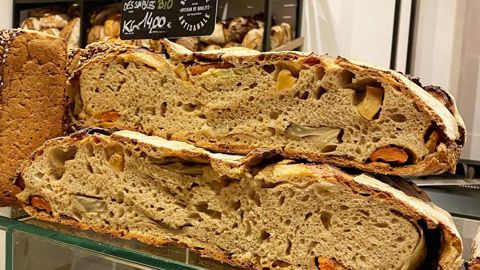 Le pain aux légumes, spécialité de la boulnagerie Bacillus dans le 17ème