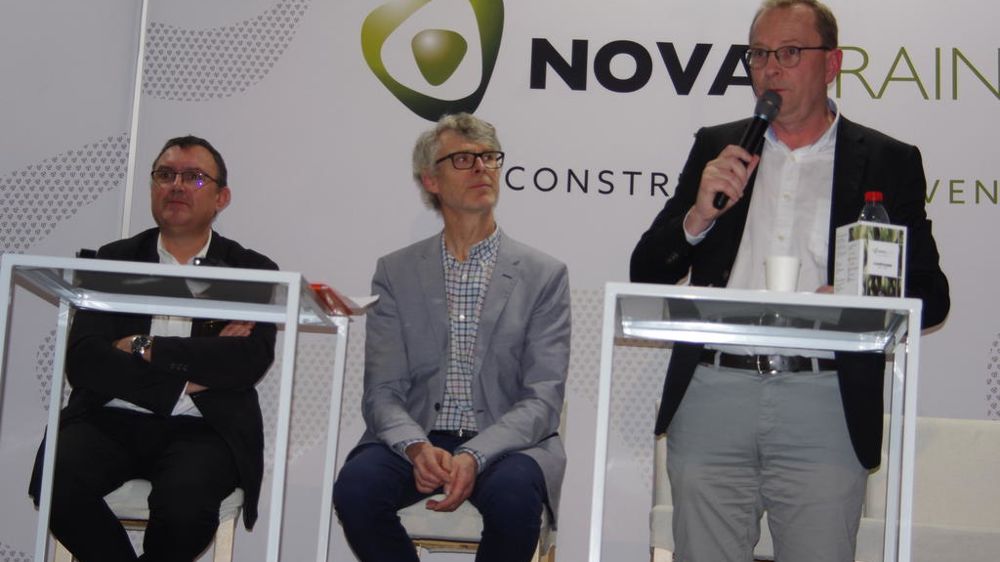 Les dirigeants de l’union de coopératives Novagrain, Benoît Piétrement, président (à g.), Jean-Paul Vinot, vice-président, et David Totel, DG, entament une réflexion pour faire évoluer la structure sur le plan juridique afin de gagner en efficacité.