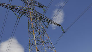 L'État a mis en place plusieurs aides destinées aux entreprises, pour faire face à la hausse des prix du gaz et de l'électricité. L'État a mis en place plusieurs aides destinées aux entreprises, pour faire face à la hausse des prix du gaz et de l'électricité.