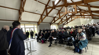 Des riverains et des militants écologistes se sont rassemblées ce samedi 28 janvier 2023 sur la commune de Banthelu dans le Val-d'Oise, pour contester le projet de création d'une "bassine". Des riverains et des militants écologistes se sont rassemblées ce samedi 28 janvier 2023 sur la commune de Banthelu dans le Val-d'Oise, pour contester le projet de création d'une "bassine".