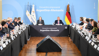 Le chancelier allemand Olaf Scholz (à gauche) a rencontré le président argentin Alberto Fernandez le 29 janvier 2023 lors d'un déplacement à Buenos Aeres. Le chancelier allemand Olaf Scholz (à gauche) a rencontré le président argentin Alberto Fernandez le 29 janvier 2023 lors d'un déplacement à Buenos Aeres.