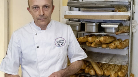 La facture d’électricité de Frédéric Roy était de 1000 €/mois, elle passe cette année à 4000 €/mois et sera de 3000 €/mois si toutes les aides prévues lui sont accordées.