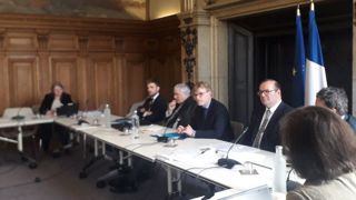 Olivier Damaisin s’est vu remettre sa nouvelle mission par les ministres de l’Agriculture, Marc Fesneau, de la Santé, François Braun, des Solidarités, Jean-Christophe Combe et du Travail, Olivier Dussopt Olivier Damaisin s’est vu remettre sa nouvelle mission par les ministres de l’Agriculture, Marc Fesneau, de la Santé, François Braun, des Solidarités, Jean-Christophe Combe et du Travail, Olivier Dussopt