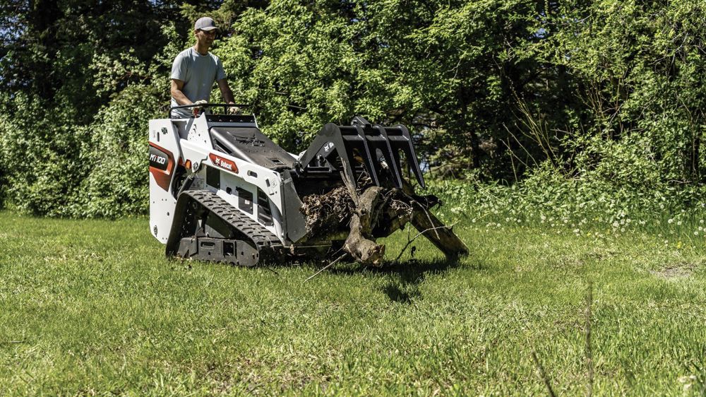 Le poste de pilotage arrière offre une vue dégagée sur le godet et ne trouve aucune obstruction.