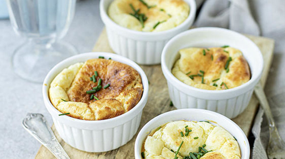 Flans au Parmigiano Reggiano.