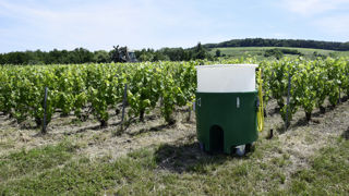 Axe Environnement propose un mélangeur de bouillie avec une cuve de 274 litres.