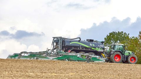Fliegl Alpha Line : une tonne à lisier taillée pour la route Fliegl Alpha Line : une tonne à lisier taillée pour la route