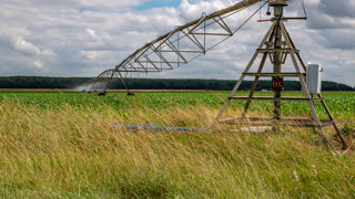 La mission d'information sur la gestion de l'eau lancée par le Sénat en février 2023 a pris fin. Elle a abouti sur cinquante-trois propositions. La mission d'information sur la gestion de l'eau lancée par le Sénat en février 2023 a pris fin. Elle a abouti sur cinquante-trois propositions.