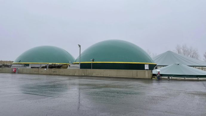 Le méthaniseur de Landres produit 1 533 000 m3 de biométhane par an en émettant seulement 269 t de CO2 contre 5 280 t de CO2 pour acheminer le même volume de gaz fossile.